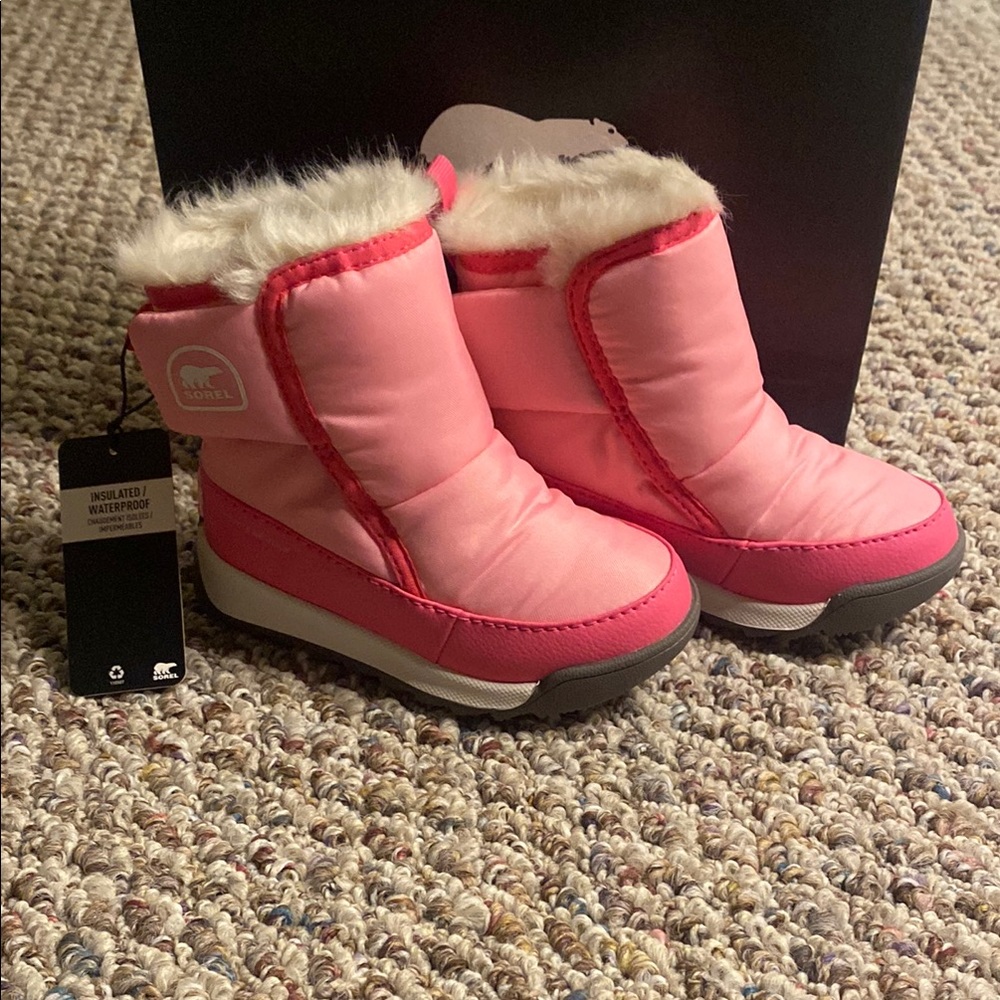 Sorel Winter Boots new in box size 8
